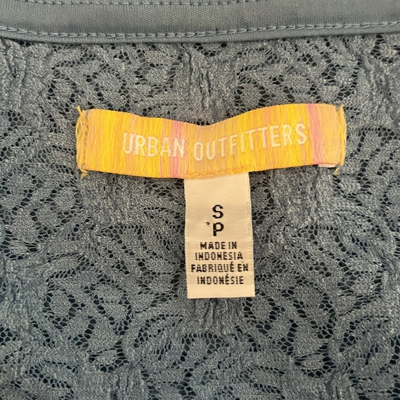 Urban Outfitters Lace top - Picture 4 of 4